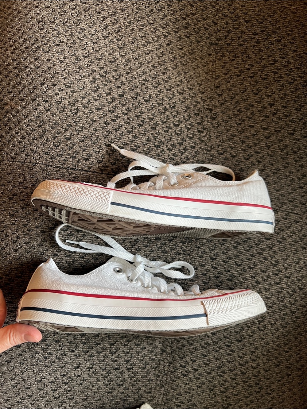 Converse White Low Top Sneakers with Red and Navy Stripe Sz. 7.5 womens - Picture 5 of 8
